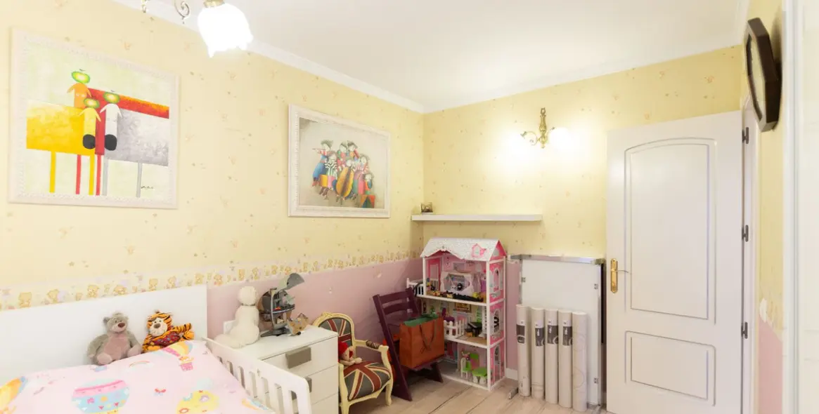 Sale of ground floor apartment in Puerto Banús 24