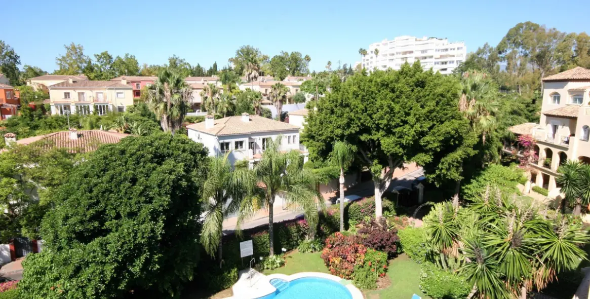 Продажа пентхауса в Guadalmina Alta 4