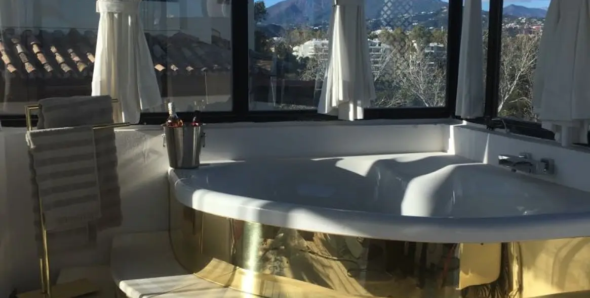 Продажа пентхауса в Guadalmina Alta 13