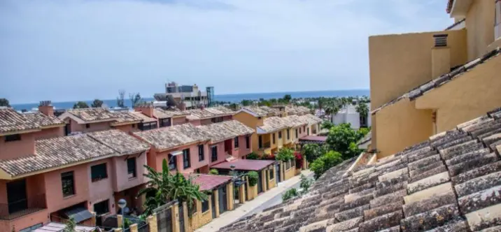 Продажа двухуровневых апартаментов в Costalita 0