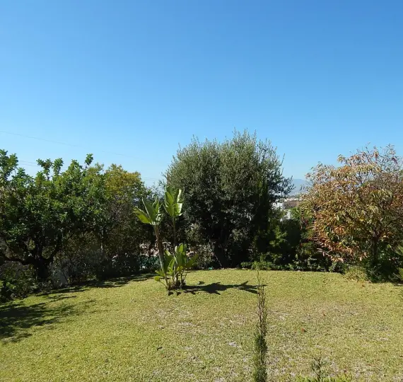 Продажа  жилого участка в Marbella