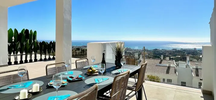 Venta de ático dúplex en Benalmadena 0