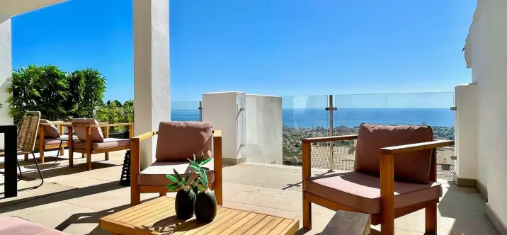 Venta de ático dúplex en Benalmadena 2