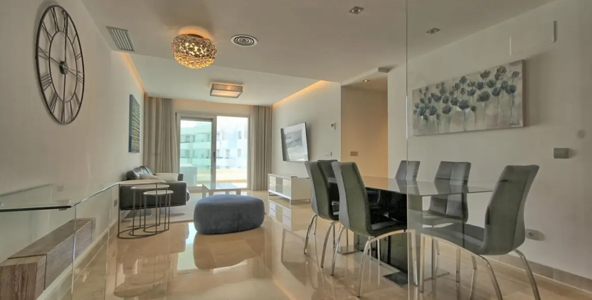 Продажа апартаментов на среднем этаже в San Pedro de Alcántara 2