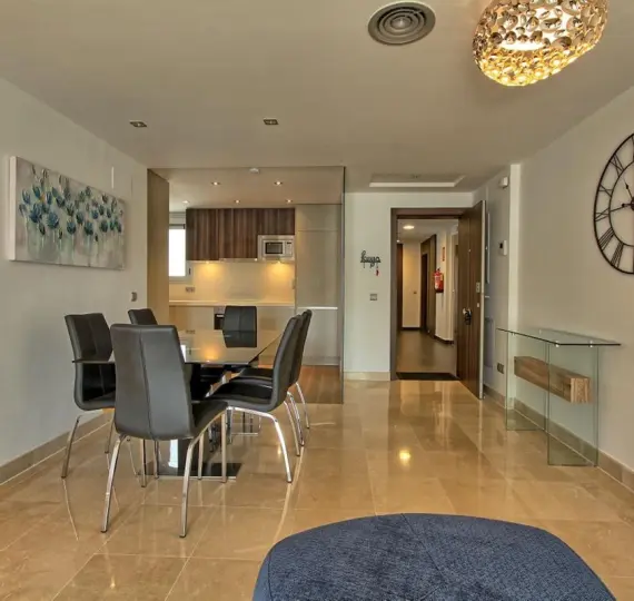 Продажа апартаментов на среднем этаже в San Pedro de Alcántara