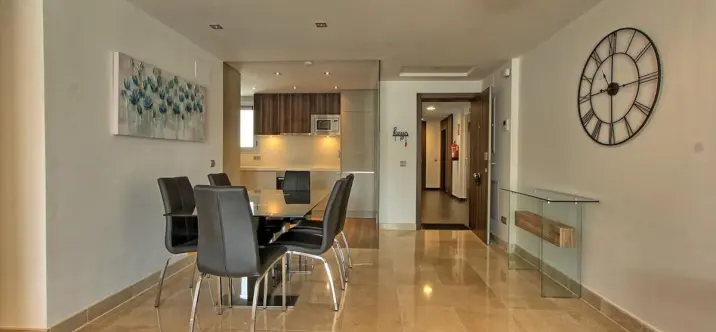 Продажа апартаментов на среднем этаже в San Pedro de Alcántara 2