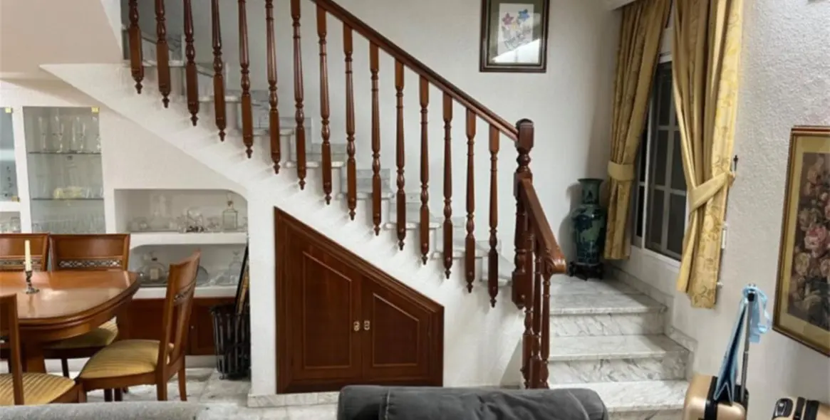 Продажа дома на две семьи в Nueva Andalucía (район Nueva Andalucía) 9