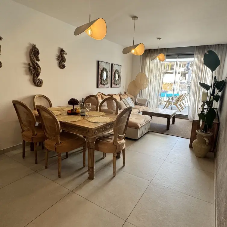Venta de apartamento en planta media en Elviria