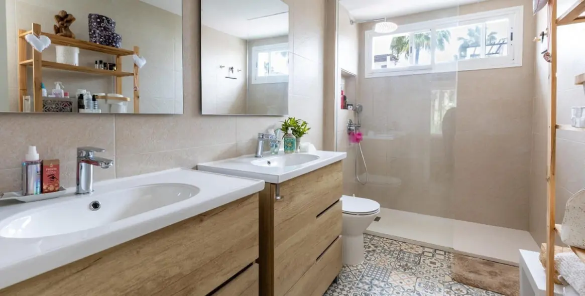 Sale of townhouse in Nueva Andalucía 15