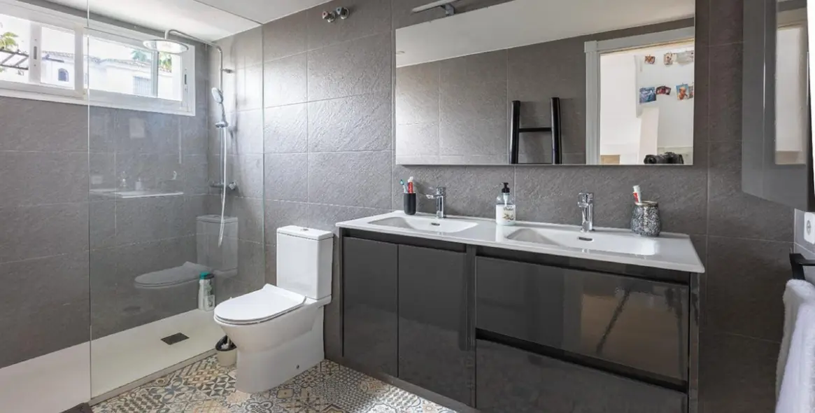 Sale of townhouse in Nueva Andalucía 21