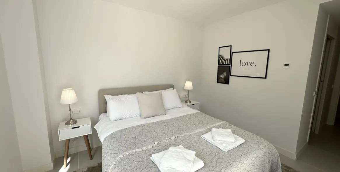 Продажа апартаментов на первом этаже в Higueron 19