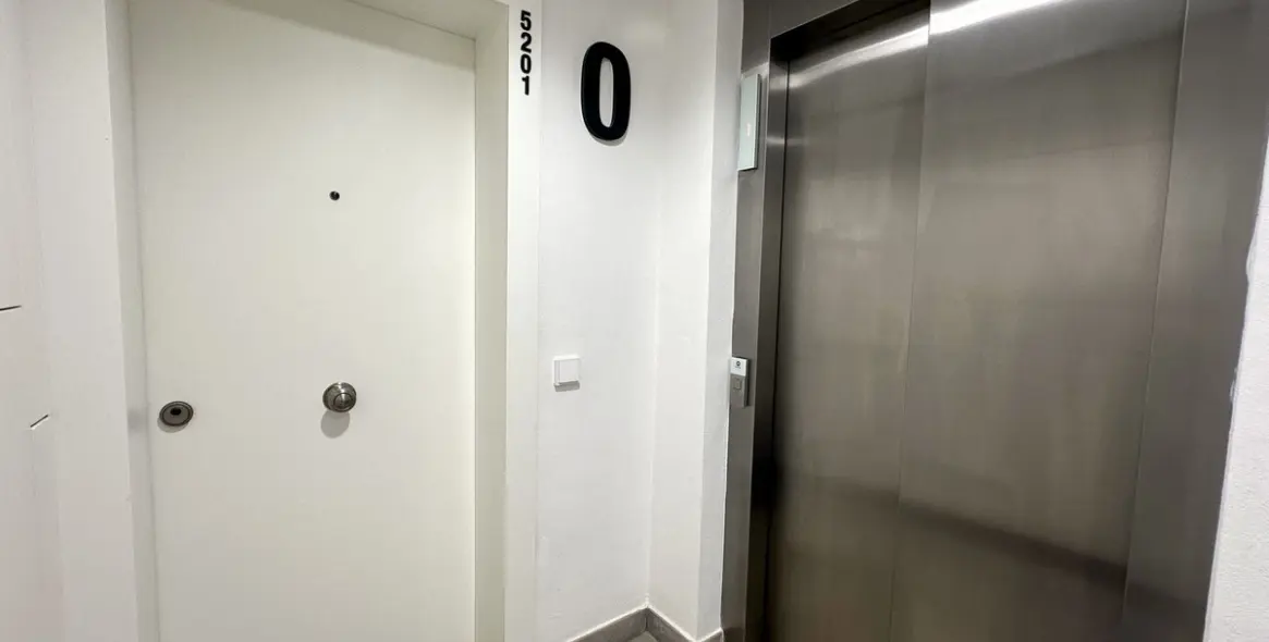 Sale of ground floor apartment in Higueron 38