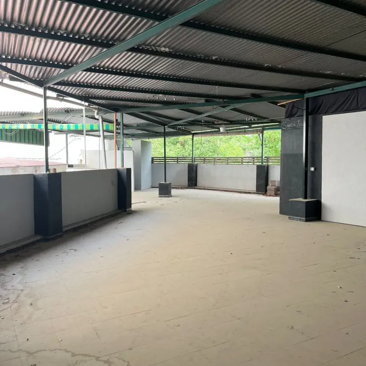Sale of commercial premises in Coín