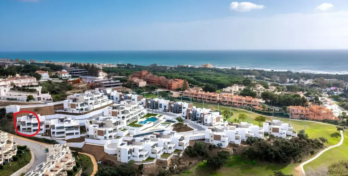 Sale of penthouse duplex in Cabopino 2