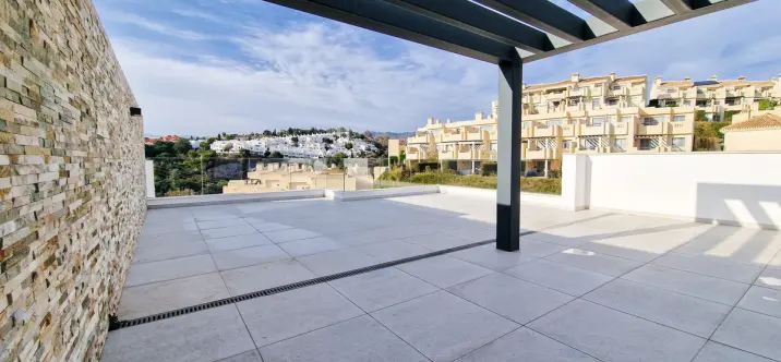 Venta de ático dúplex en Cabopino 3