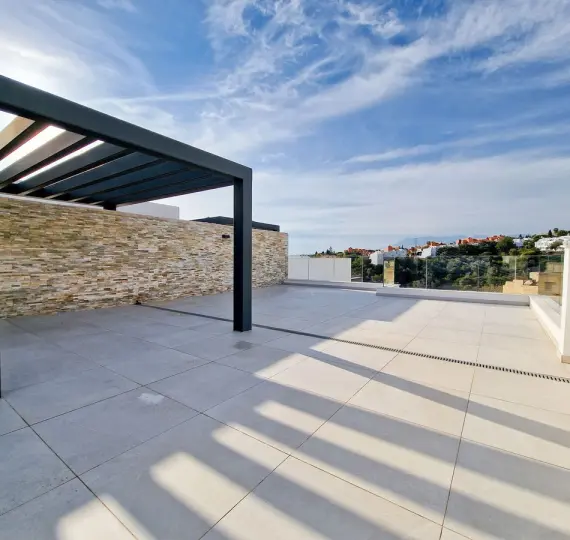 Venta de ático dúplex en Cabopino