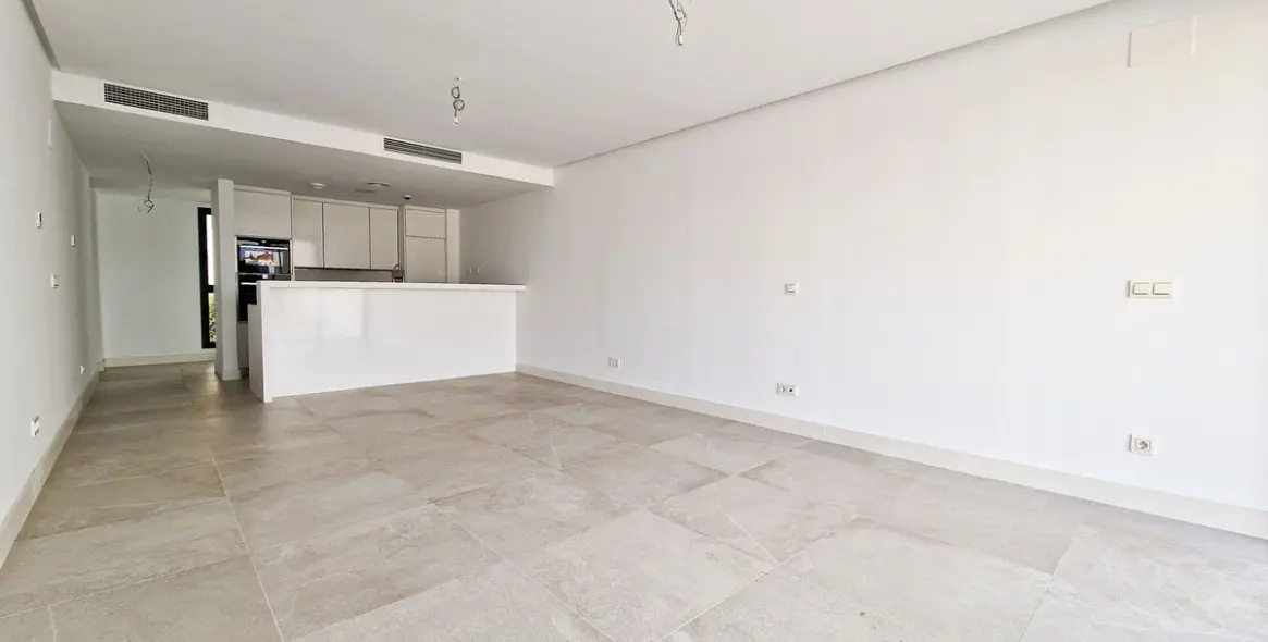 Sale of penthouse duplex in Cabopino 9