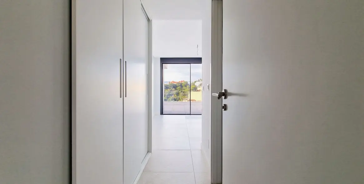 Sale of penthouse duplex in Cabopino 16