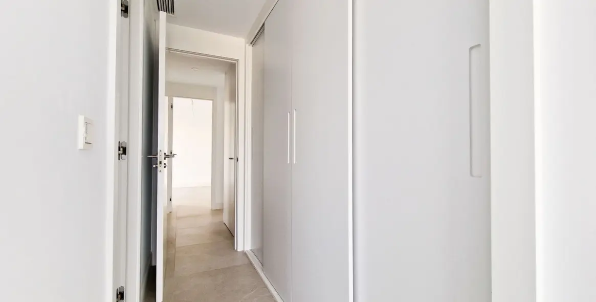 Sale of penthouse duplex in Cabopino 18