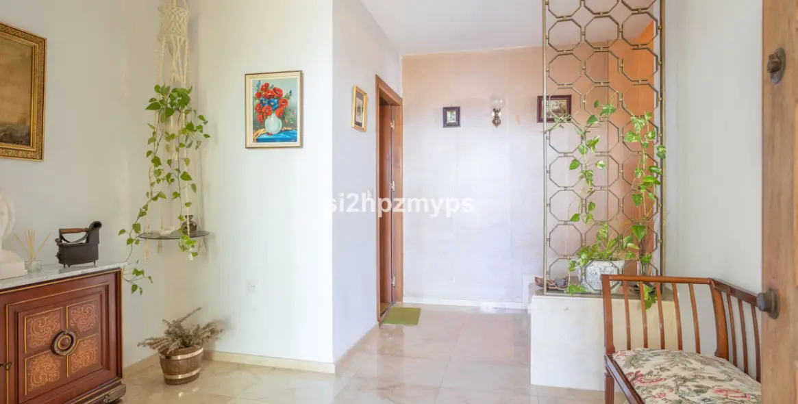 Продажа  отдельно стоящей виллы в Nerja 8