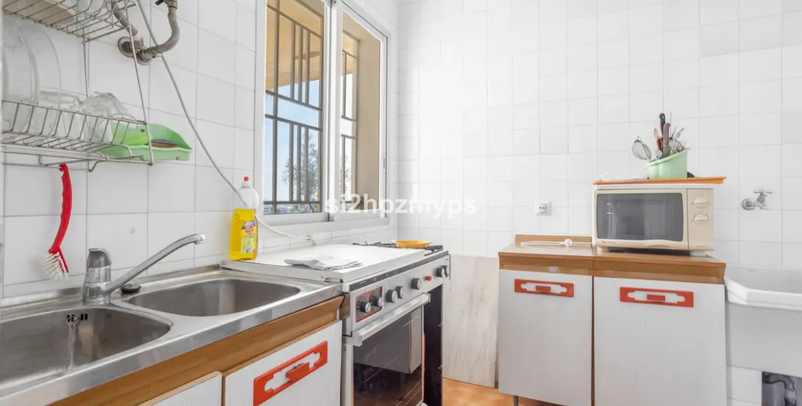 Продажа  отдельно стоящей виллы в Nerja 35