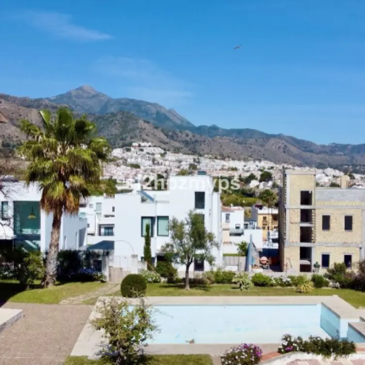 Venta de villa independiente en Nerja