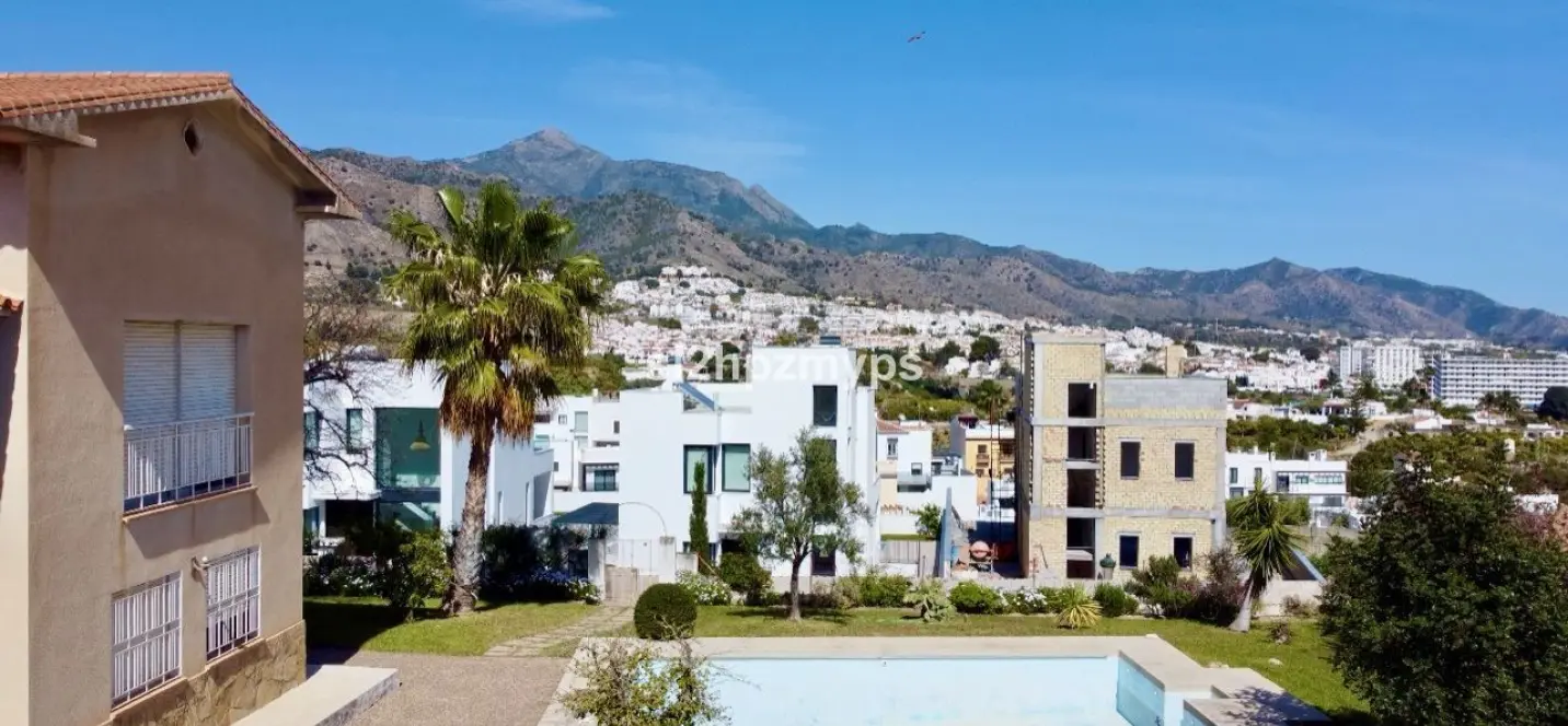 Venta de villa independiente en Nerja 4