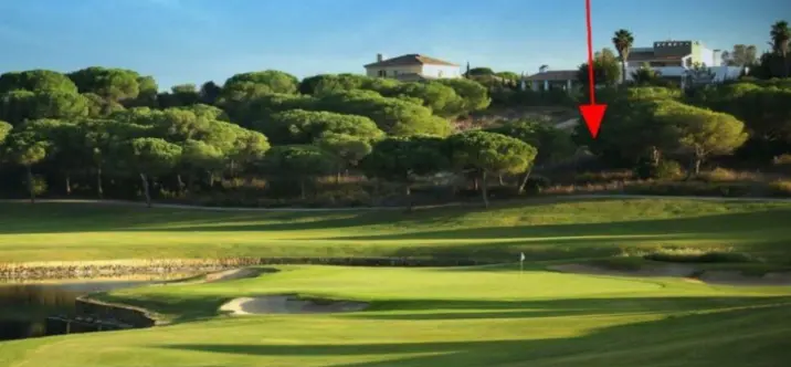 Venta de parcela residencial en Sotogrande 0