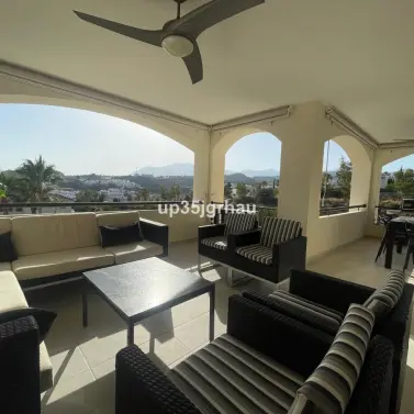 Sale of penthouse in Selwo