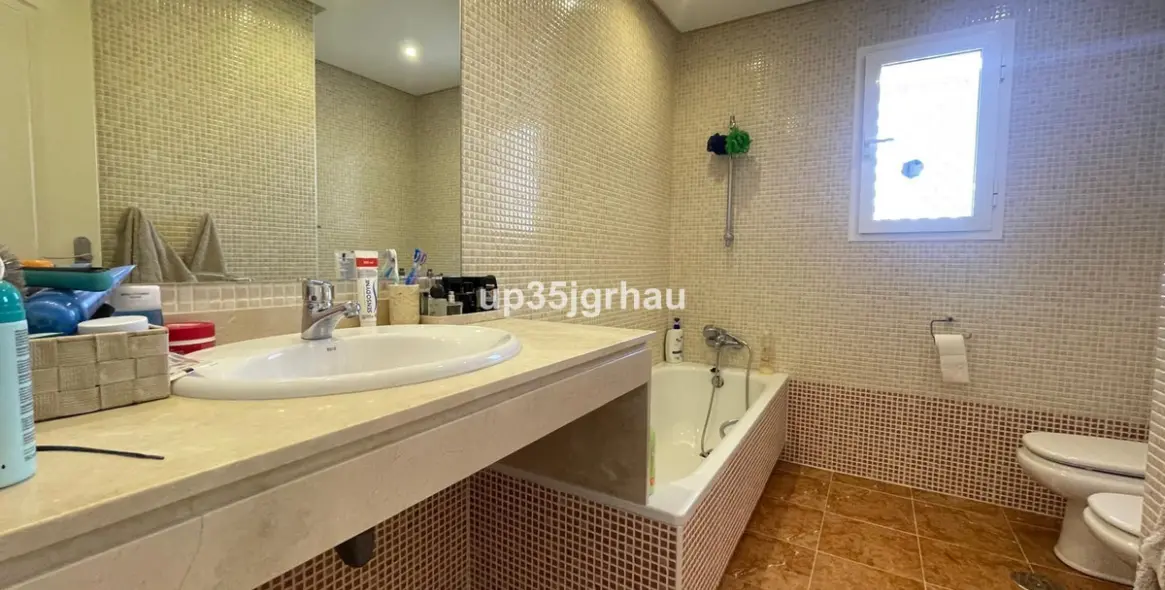 Sale of penthouse in Selwo 22