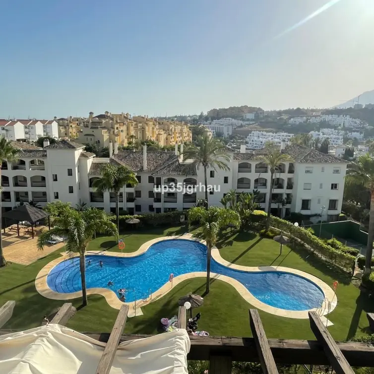 Sale of penthouse in Selwo