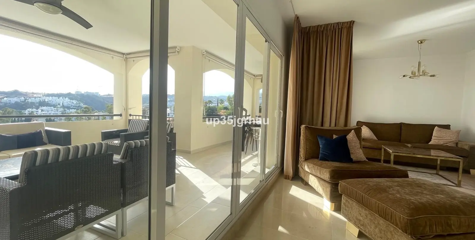 Sale of penthouse in Selwo 12