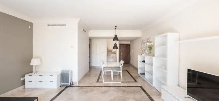 Sale of penthouse duplex in Nueva Andalucía 1