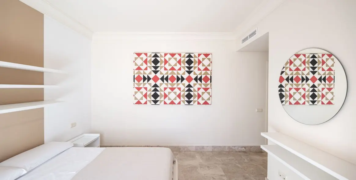 Sale of penthouse duplex in Nueva Andalucía 11