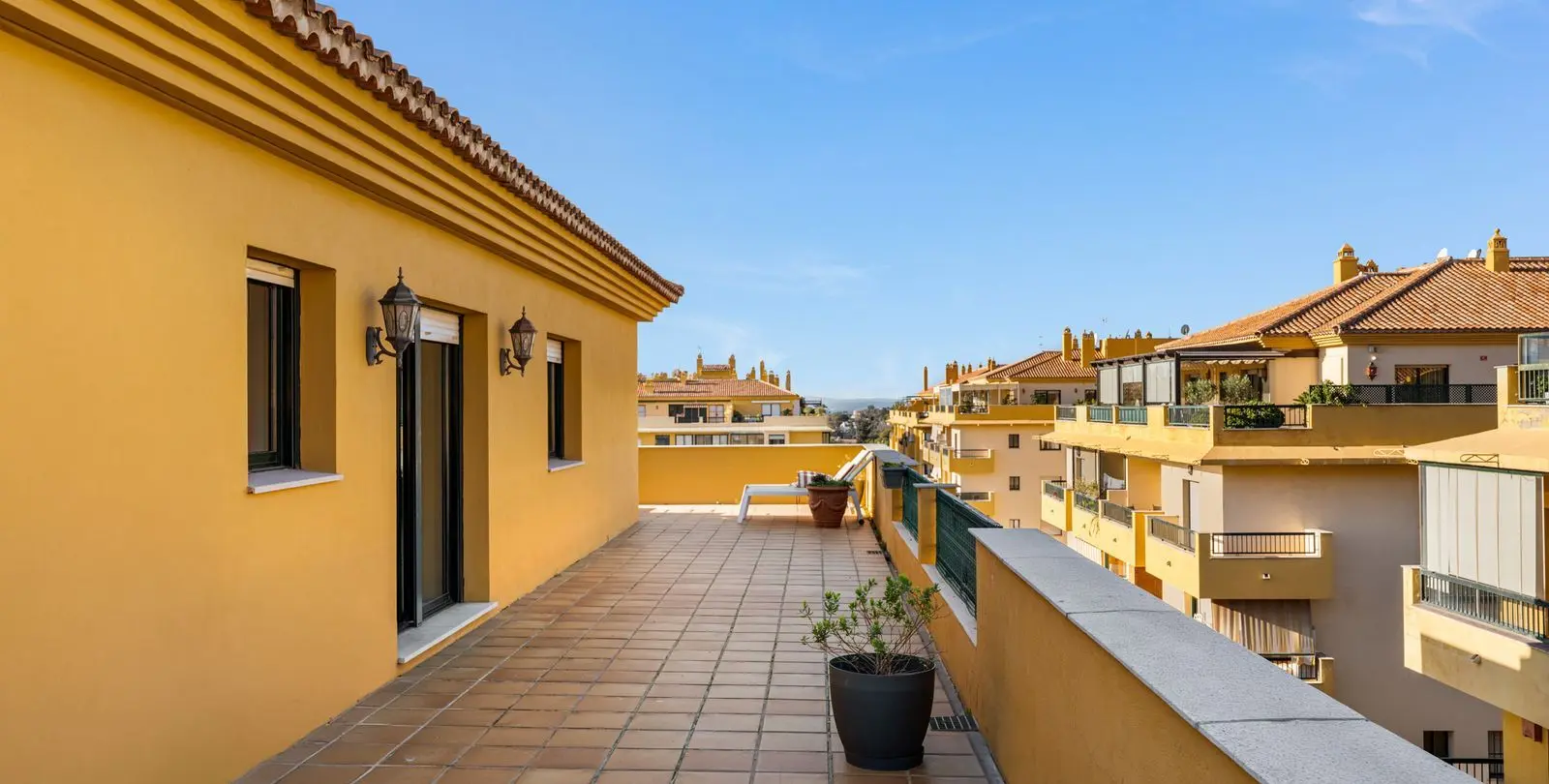 Venta de ático en San Pedro de Alcántara 19