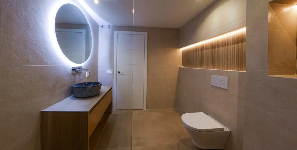 Sale of middle floor apartment in Nueva Andalucía 5