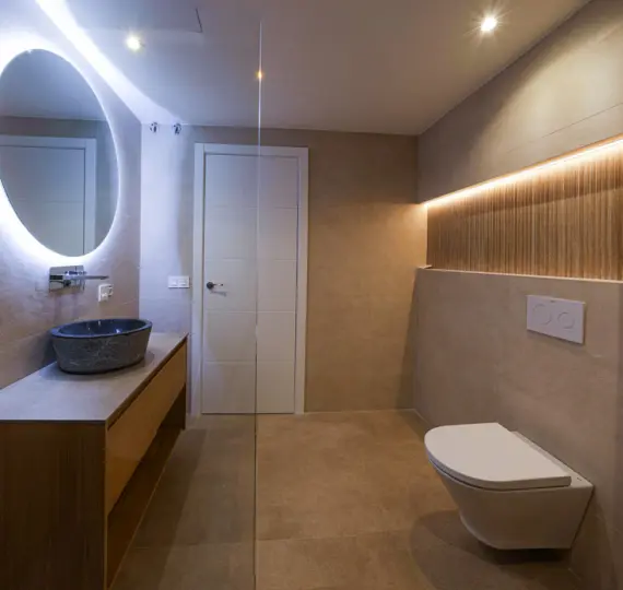 Sale of middle floor apartment in Nueva Andalucía