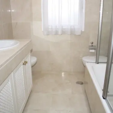 Sale of townhouse in Estepona