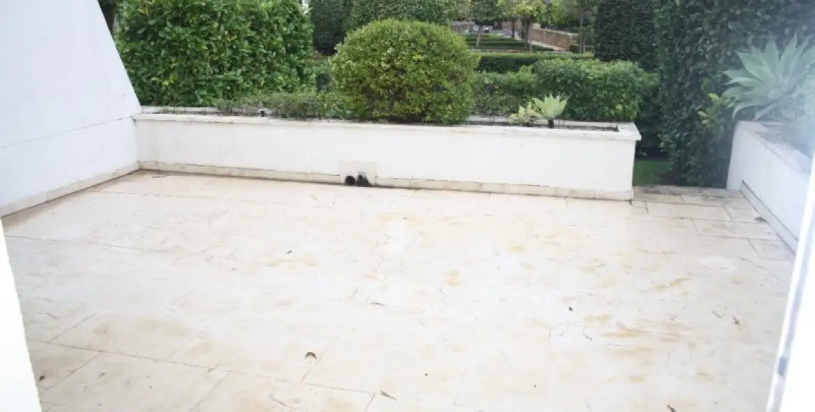 Sale of townhouse in Estepona 12