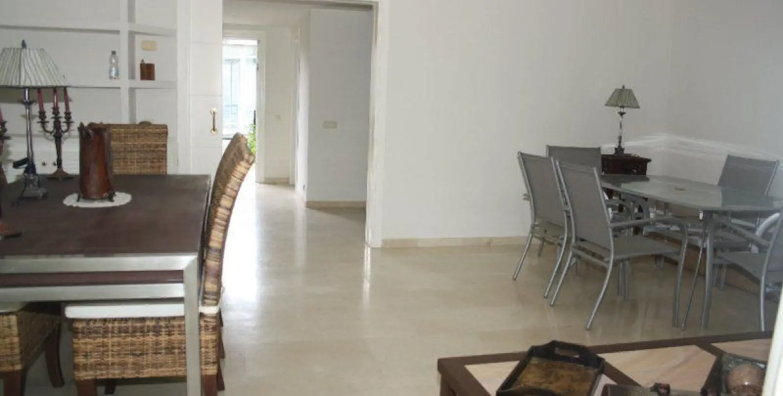 Продажа дома на две семьи в Estepona 14