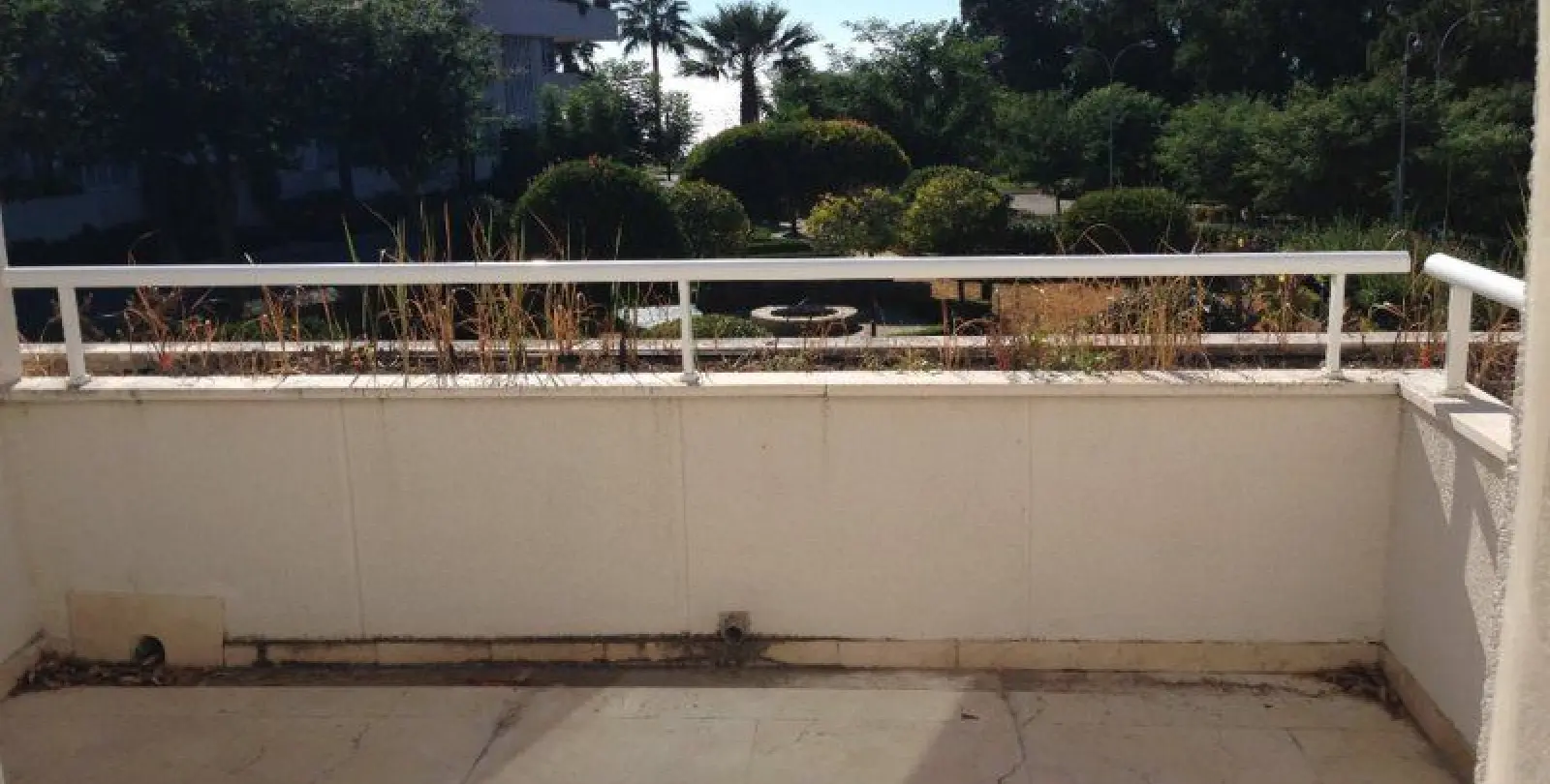 Продажа дома на две семьи в Estepona 19