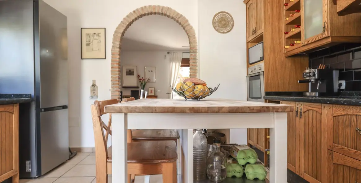 Sale of detached villa in Alozaina 21