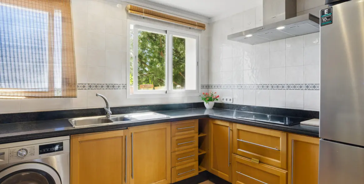 Sale of penthouse duplex in Nueva Andalucía 3