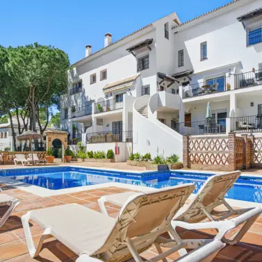 Продажа двухуровневого пентхауса в Nueva Andalucía