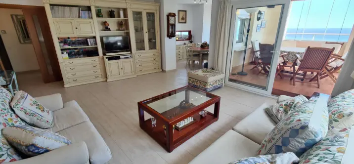 Middle floor apartment R5022004 4