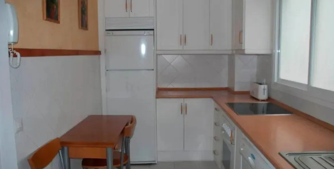 Sale of middle floor apartment in Marbella 26