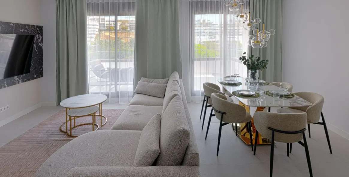 Sale of middle floor apartment in Estepona (district Estepona) 1