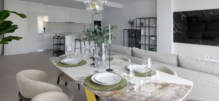 Middle floor apartment R5043841 1