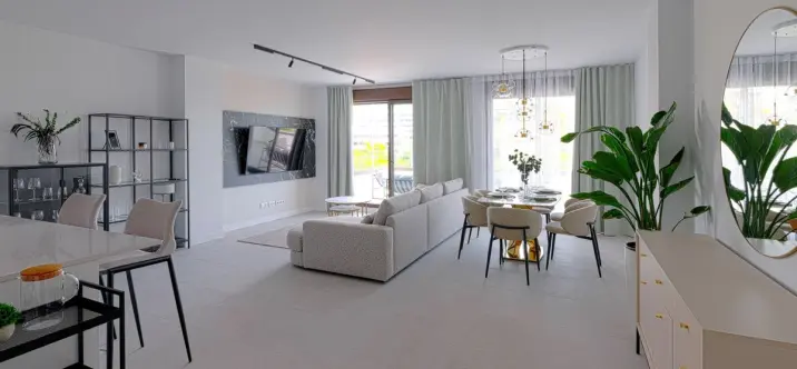 Middle floor apartment R5043841 3