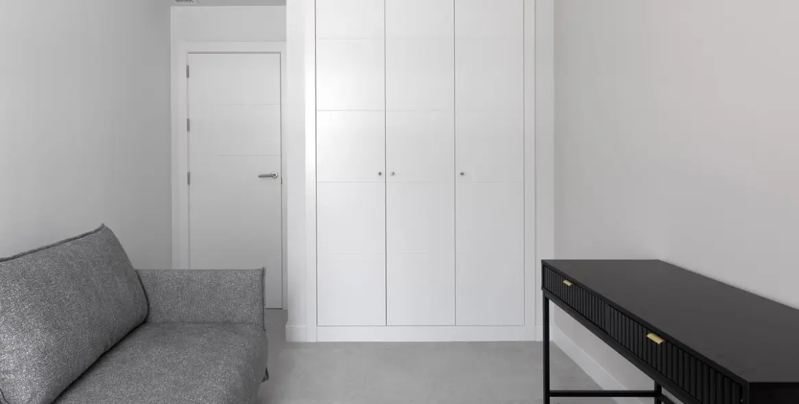 Sale of middle floor apartment in Estepona (district Estepona) 8